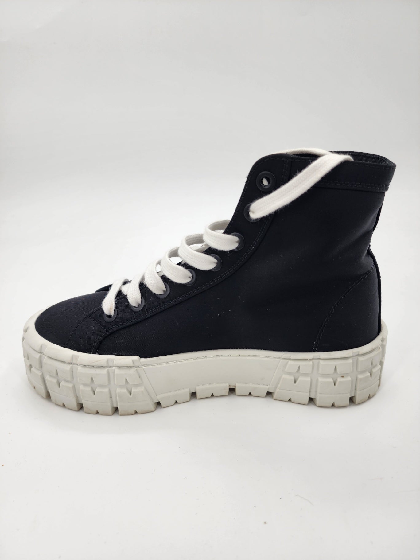 Prada Nylon Solid High-Top Trainers Black Trainer Unisex Adults Solid Size UK 5