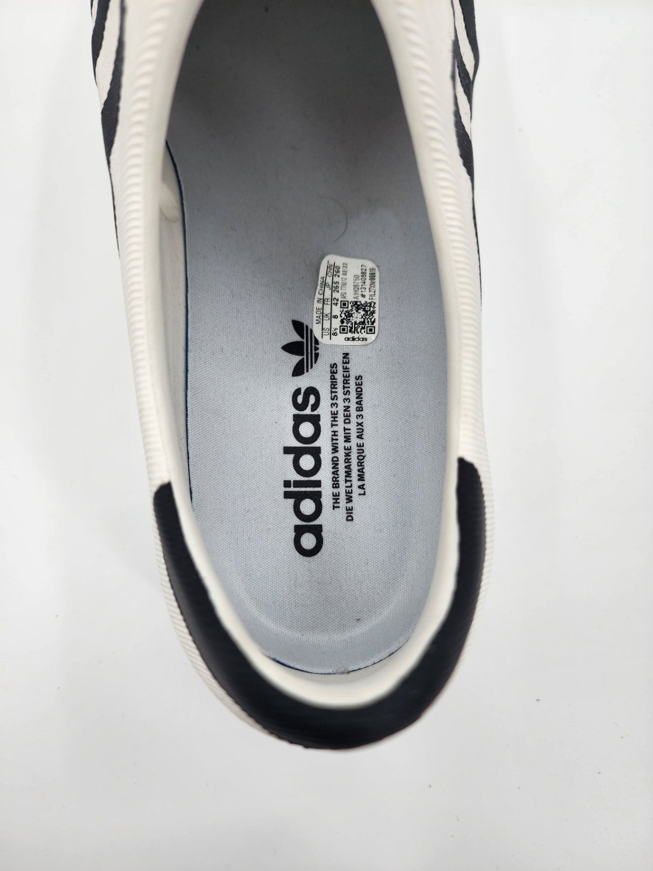 New Adidas Foam Solid Slip-On Shoes White Casual Unisex Adults Casual Size UK 8