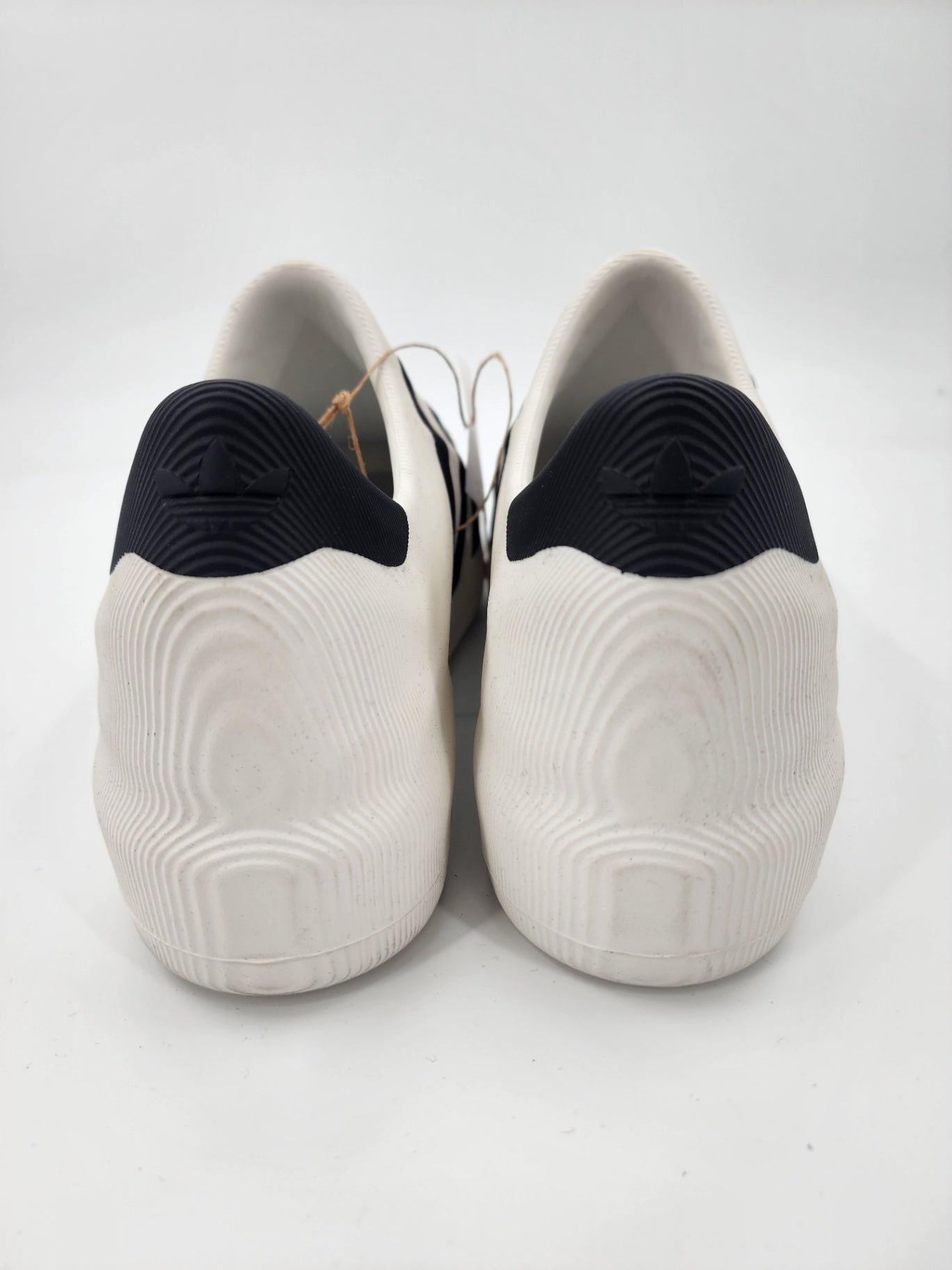 New Adidas Foam Solid Slip-On Shoes White Casual Unisex Adults Casual Size UK 8