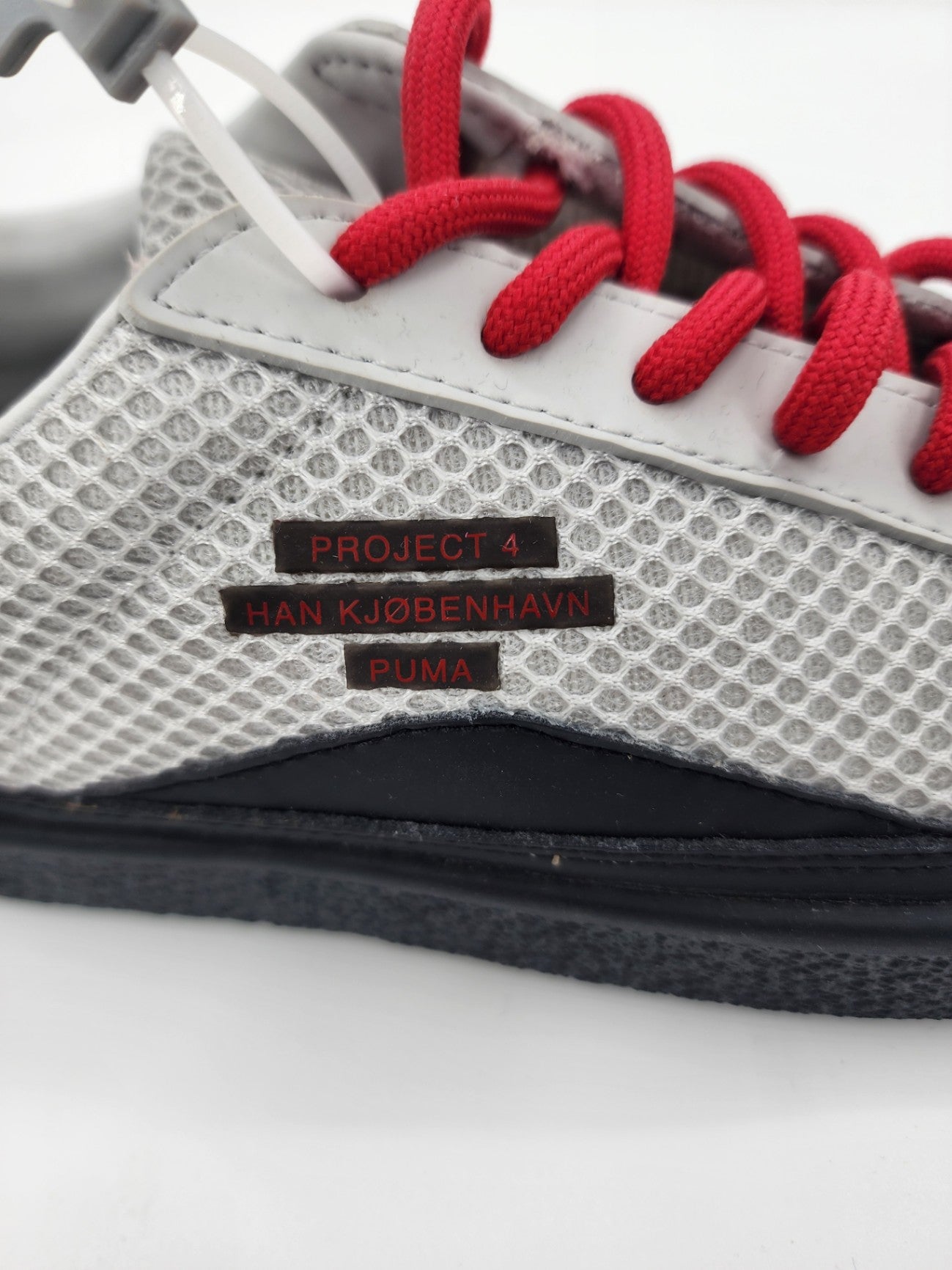 Puma Textile Solid Trainer Leisure White Project Men Casual Trainers Size UK 5.5