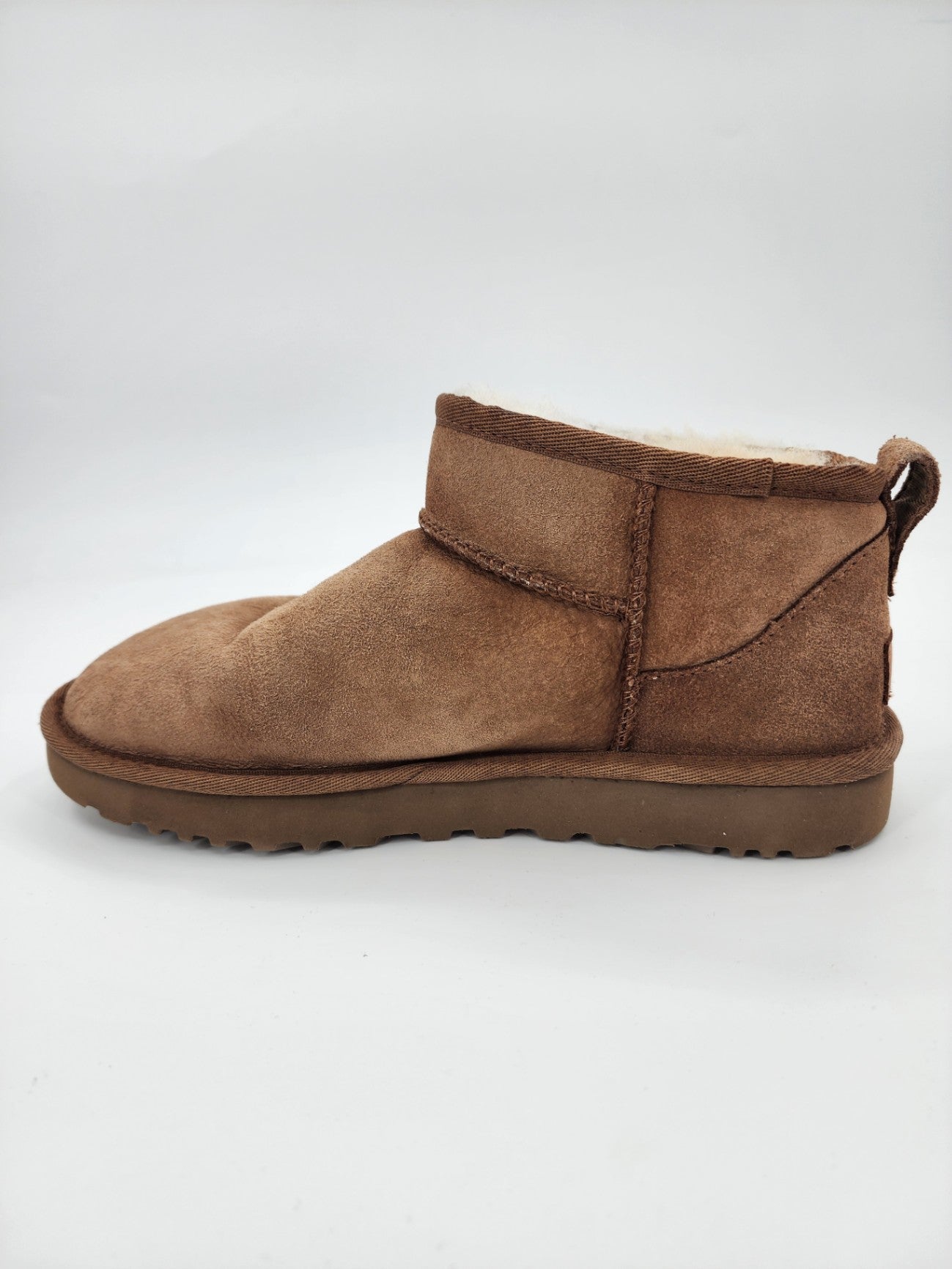 New UGG Sheepskin Solid Classic Mini Chestnut Boot Women Solid Winter Size UK 6