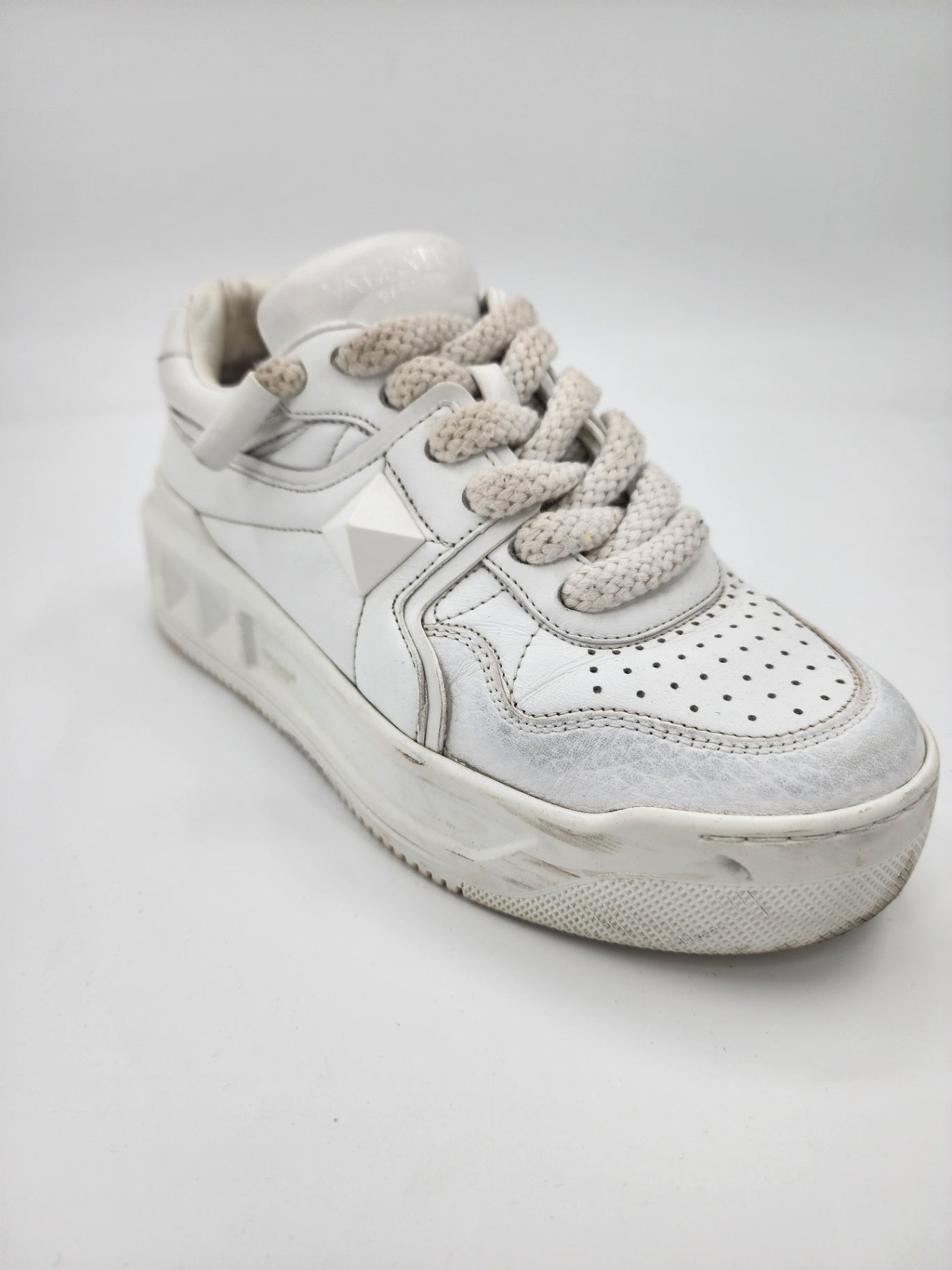 Valentino Leather Solid Casual Walking White Rockstud Trainers Size EU 38