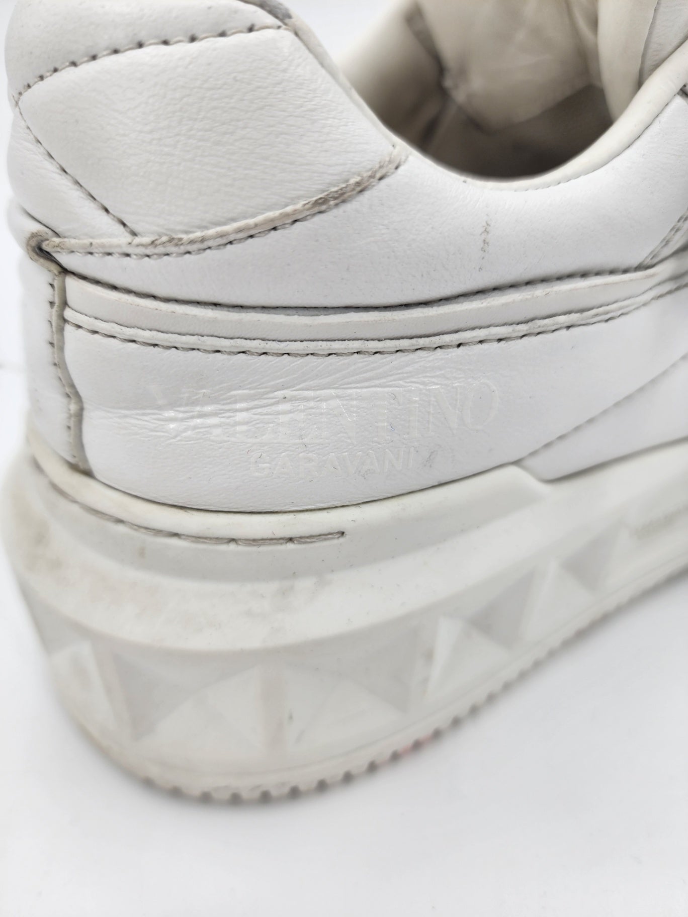 Valentino Leather Solid Casual Walking White Rockstud Trainers Size EU 38